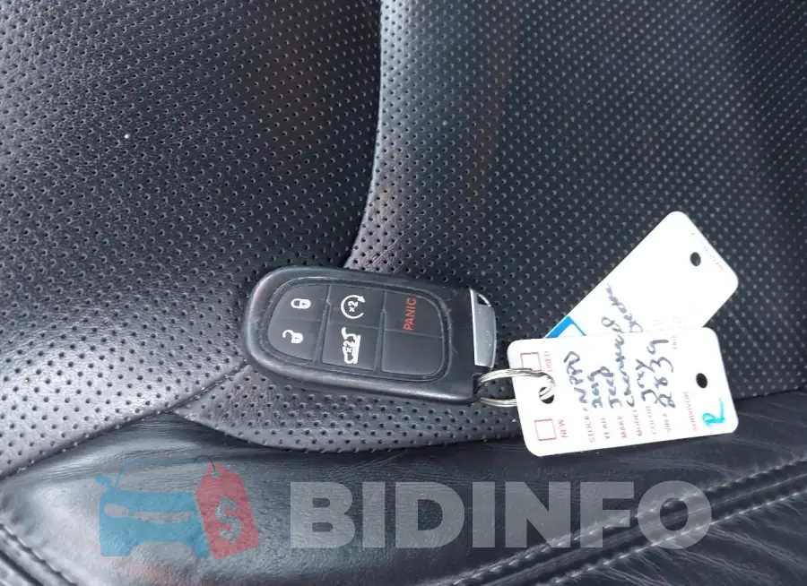 1C4PJLDB1KD402839 Photo# 11