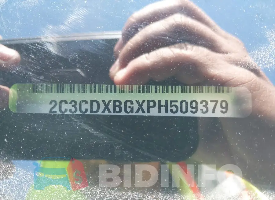 2C3CDXBGXPH509379 Photo# 9