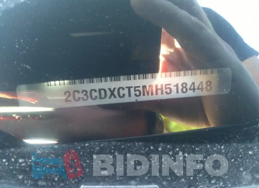 2C3CDXCT5MH518448 Photo# 9