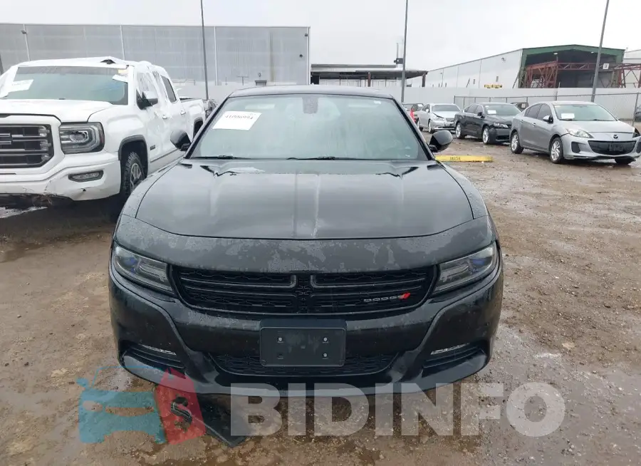 2C3CDXHG7GH188702 Photo# 12