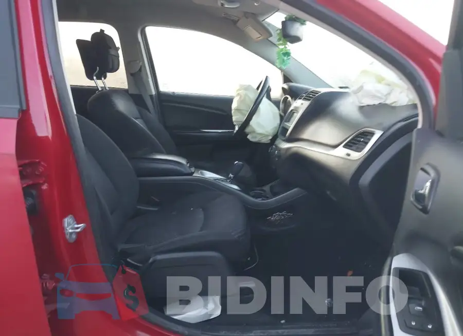 3C4PDCAB9GT110692 Photo# 5