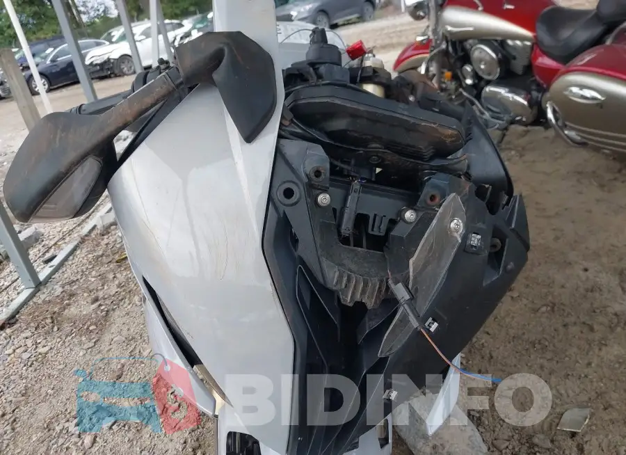 WB10E2304M6E82497 Photo# 15