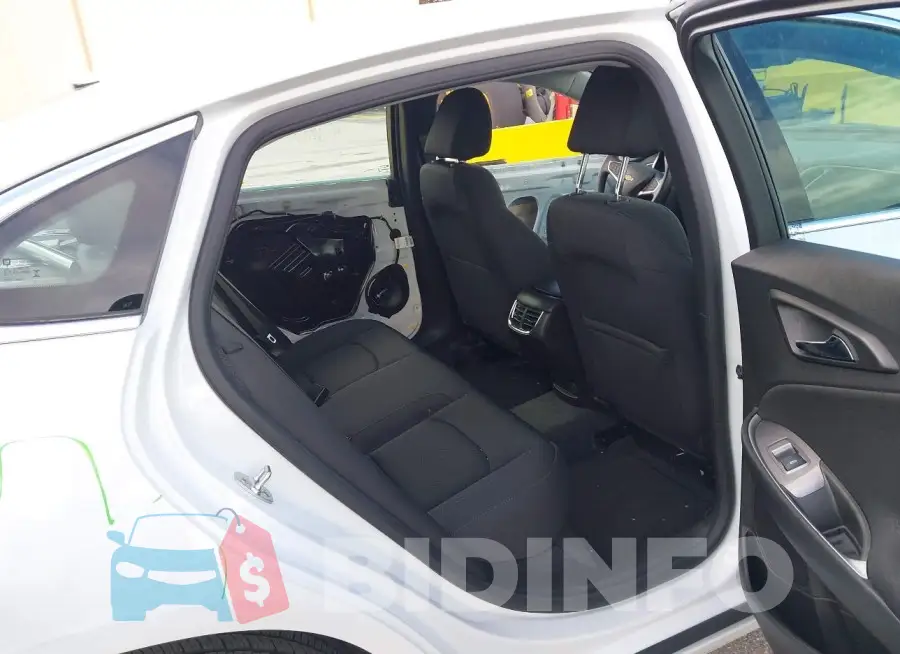 1G1ZD5ST4SF141582 Photo# 8