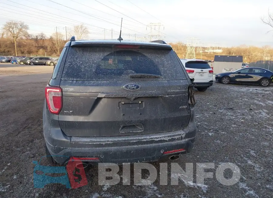 1FM5K8D86JGB37950 Photo# 16