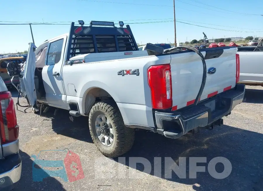 1FT7W2BN2PEC62729 Photo# 3
