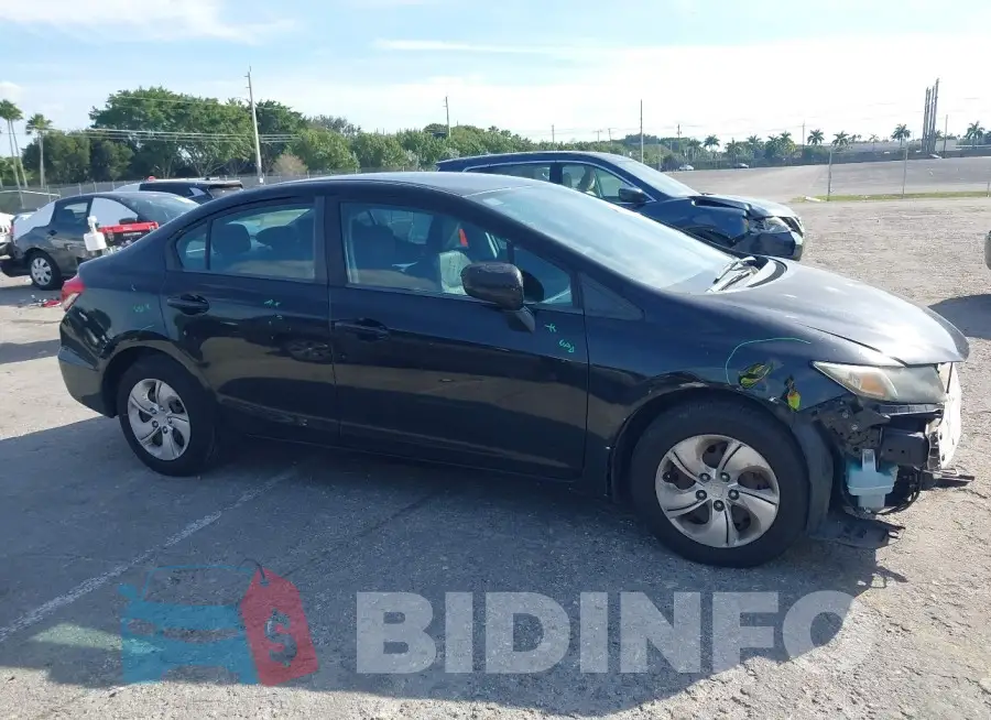 19XFB2F57FE113317 Photo# 14