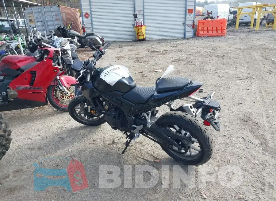 MLHPC7153R5000368 Photo# 3