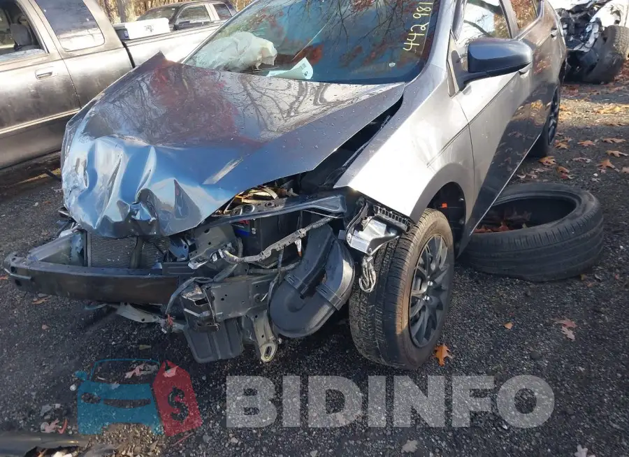 2T1BURHE1FC442981 Photo# 17