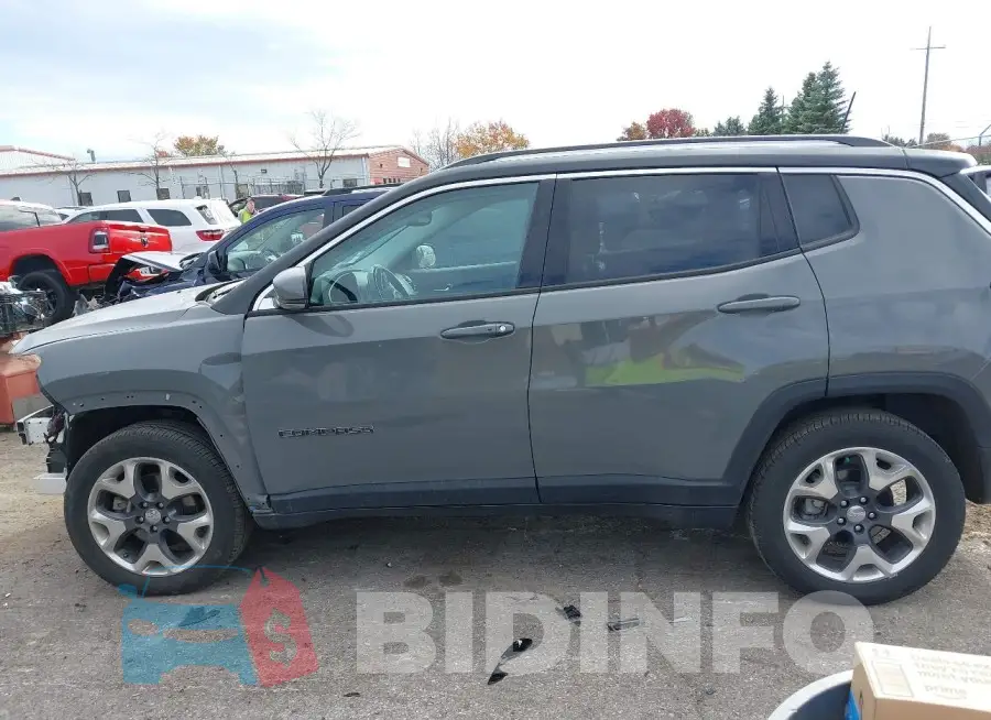 3C4NJDCB9LT128042 Photo# 15