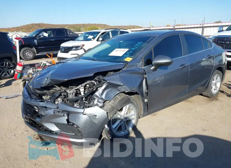 1G1BE5SM5J7236197 Photo# 2