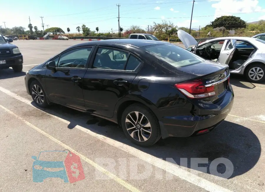 19XFB2F82FE204358 Photo# 3