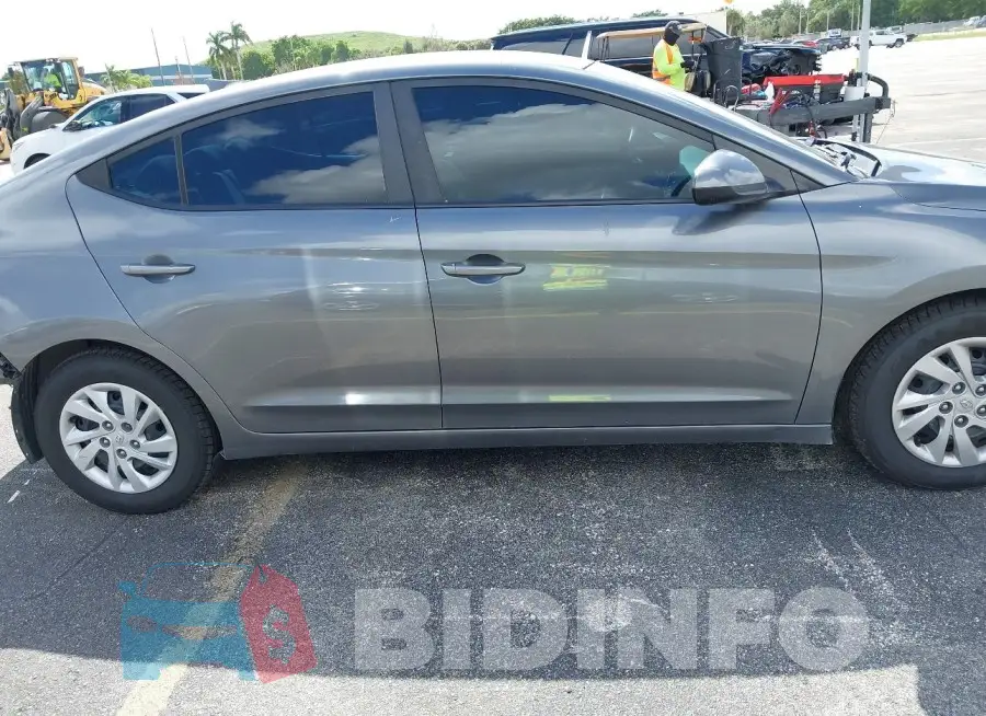 5NPD74LF5JH380087 Photo# 14
