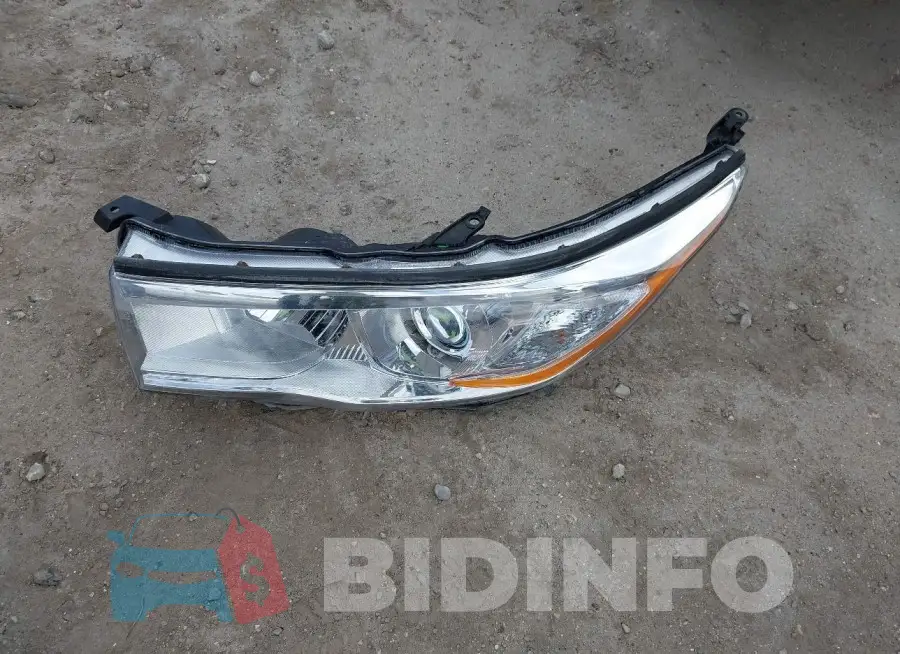 5TDJKRFH4GS350013 Photo# 12