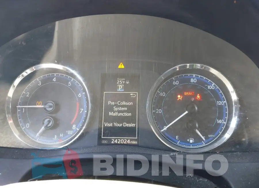5YFBURHE9HP635818 Photo# 7