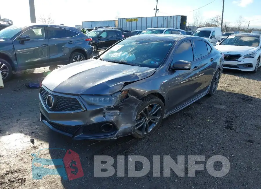 19UUB2F66JA001055 Photo# 6