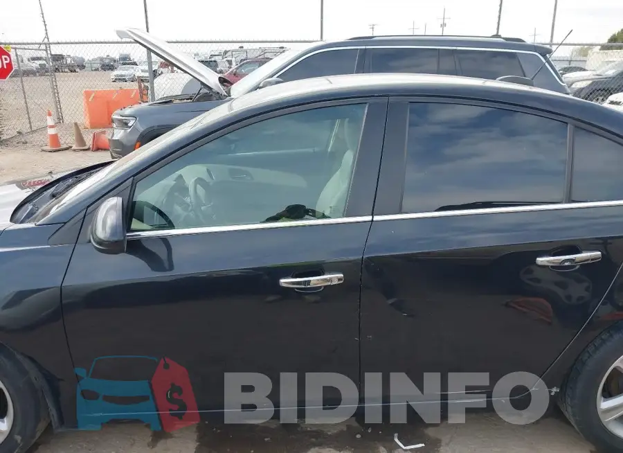 1G1PE5SB1F7169657 Photo# 14