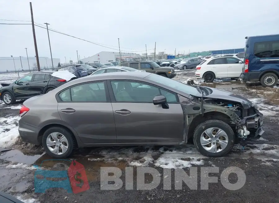 19XFB2F57FE007952 Photo# 13