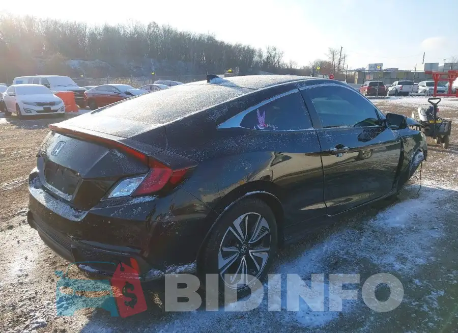 2HGFC3B36HH351188 Photo# 4