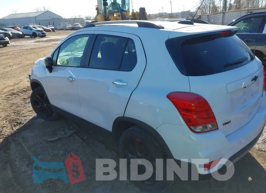 3GNCJPSB3KL227892 Photo# 3