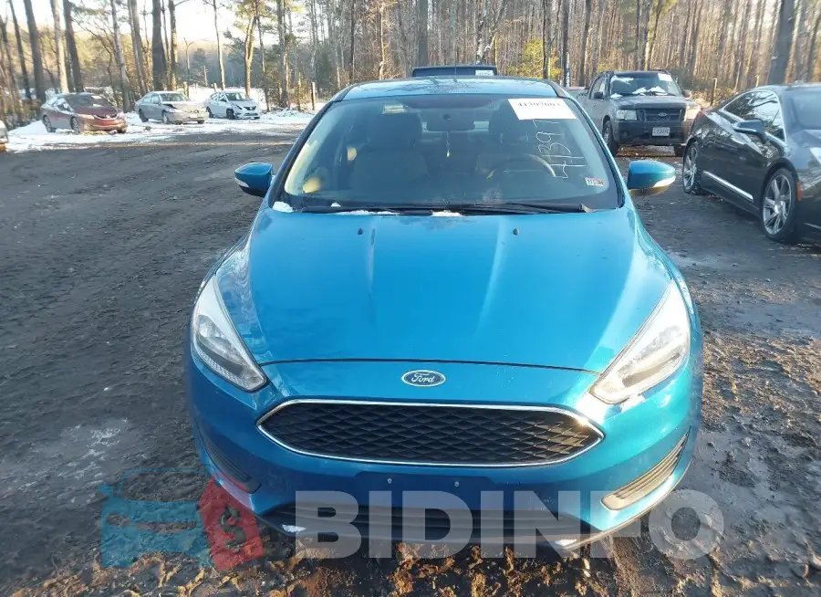 1FADP3F22FL329917 Photo# 6