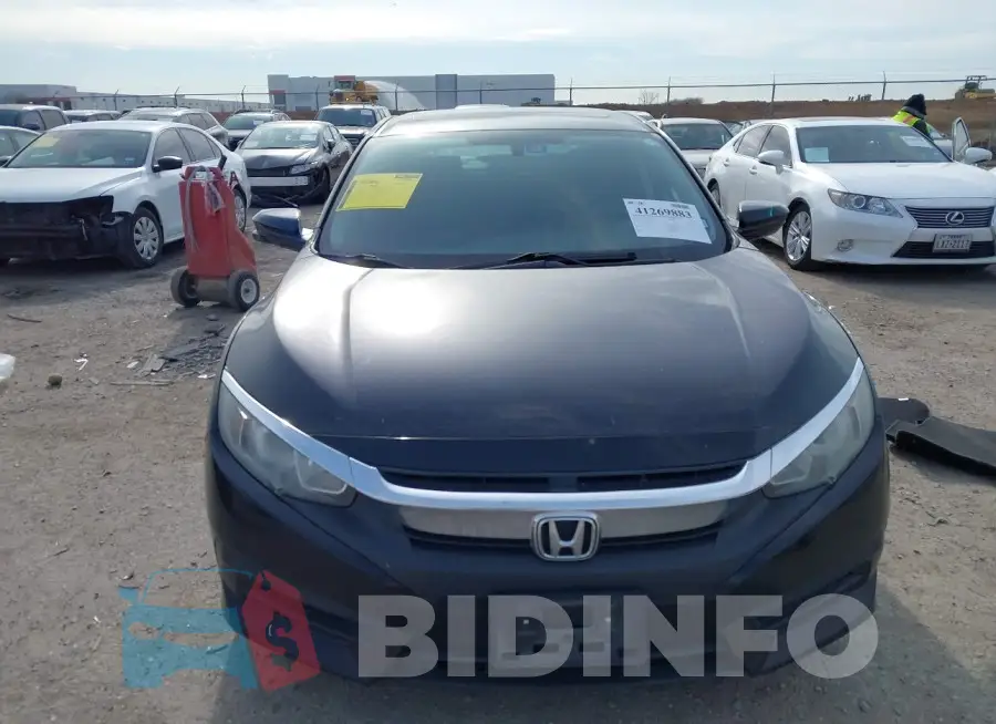 19XFC2F7XGE061925 Photo# 12