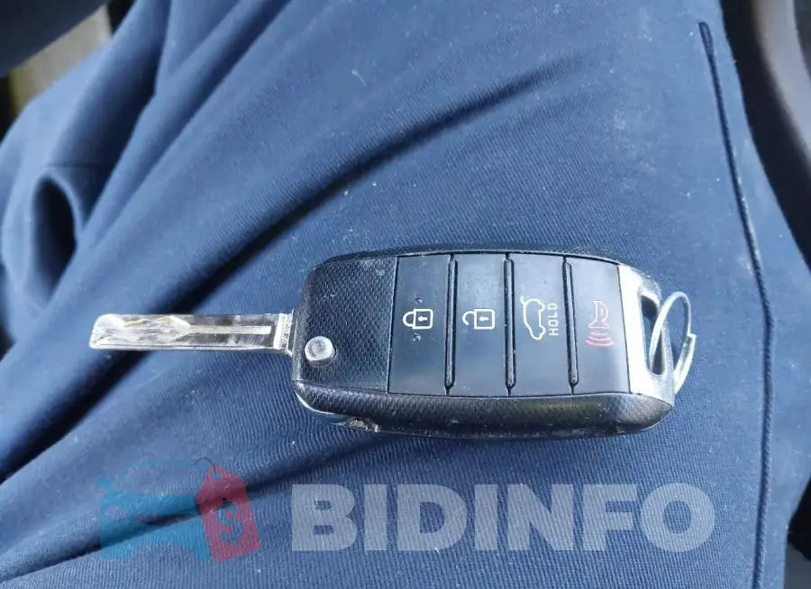 KNDPMCAC0H7040918 Photo# 11