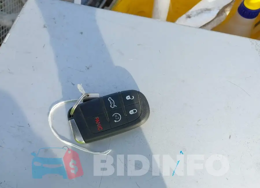 3C4PDCAB3GT109330 Photo# 11