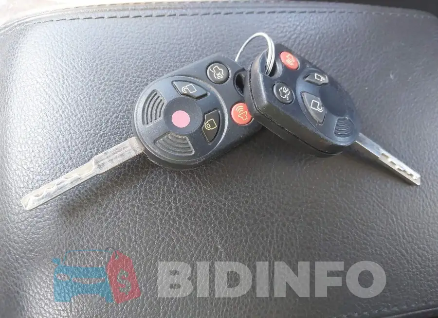 1FADP3F22FL299639 Photo# 11