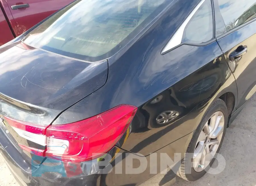 1HGCV1F17JA185794 Photo# 19