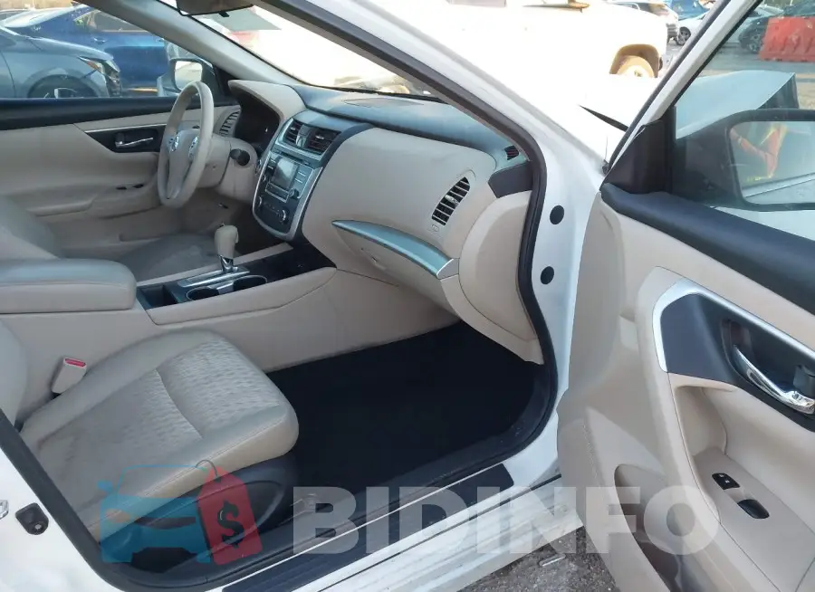 1N4AL3AP5GN333483 Photo# 5