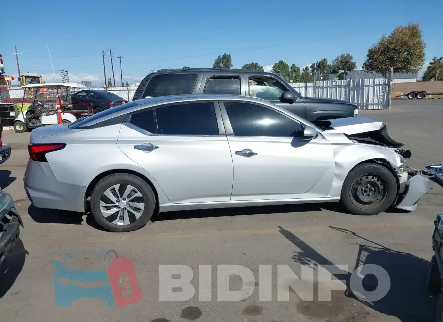 1N4BL4BV1KC164526 Photo# 14