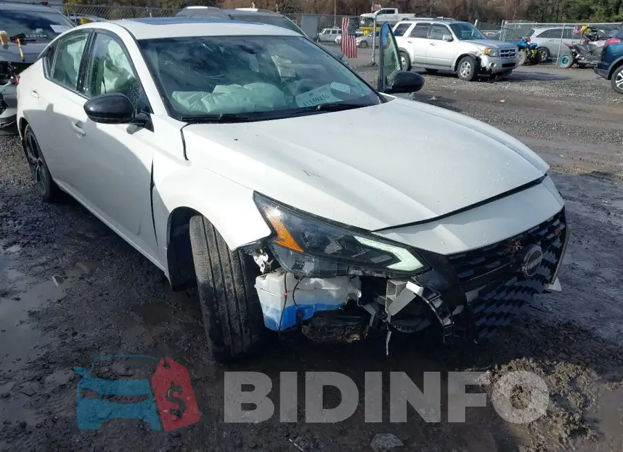 1N4BL4CV5PN323462 Photo# 6