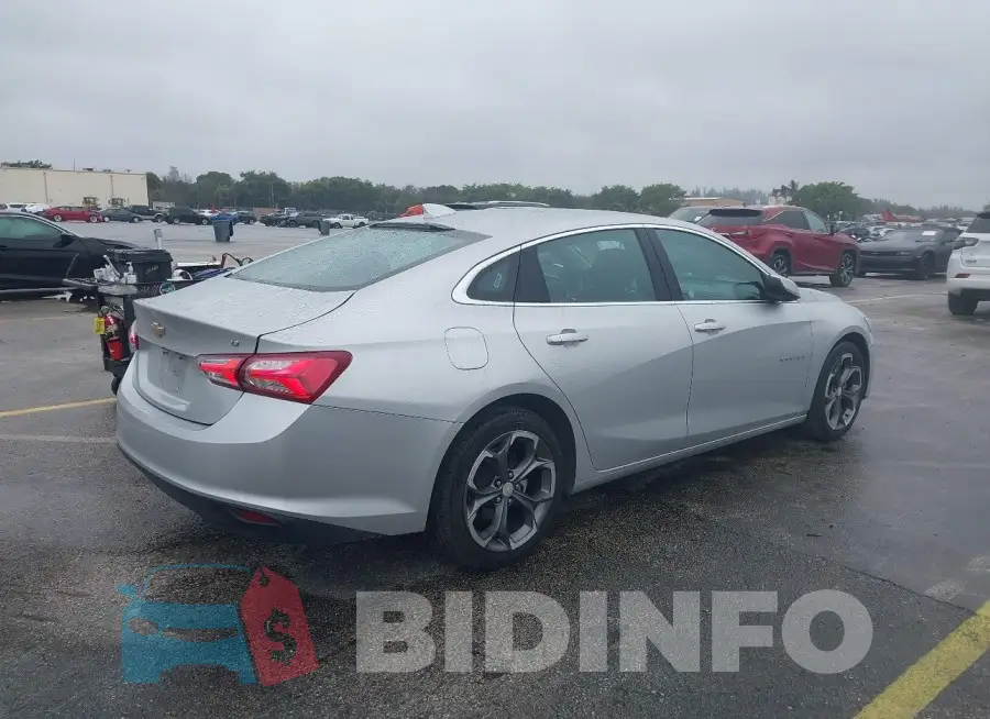 1G1ZD5ST2NF110755 Photo# 4