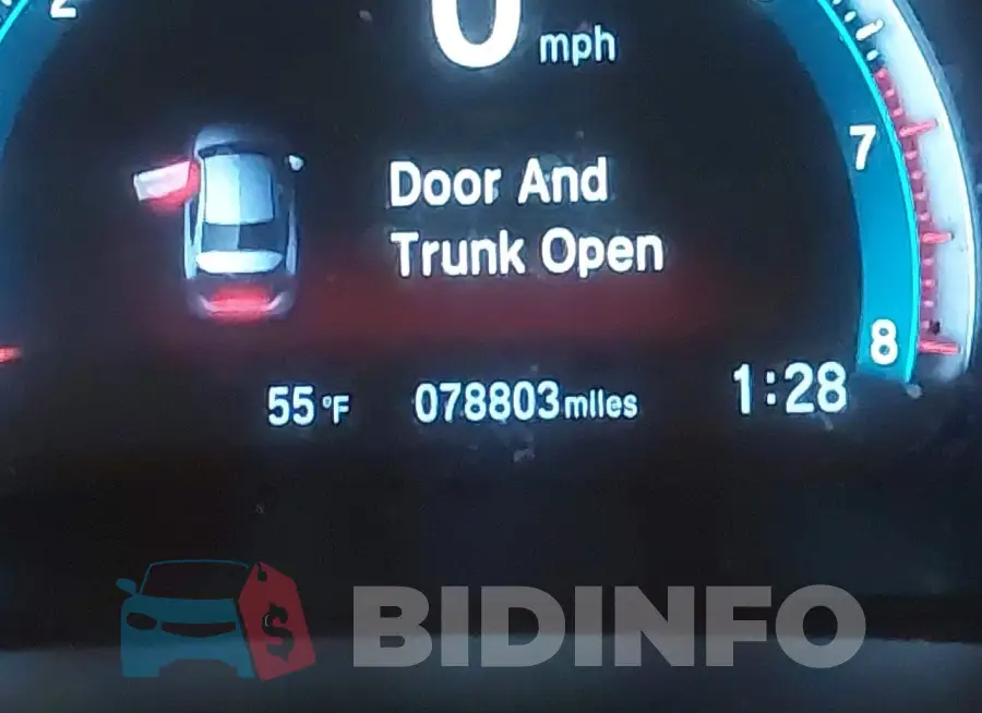 2HGFC2F77JH556239 Photo# 15