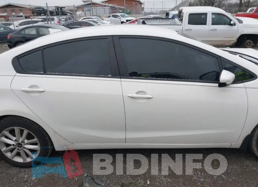 3KPFL4A78HE067985 Photo# 14