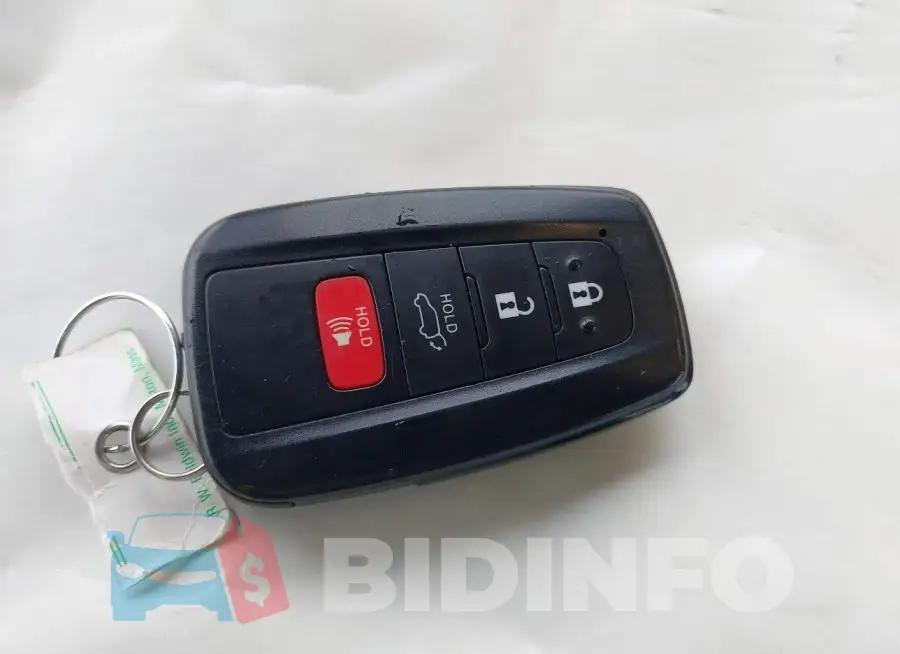 JTMA1RFV6KD014084 Photo# 11