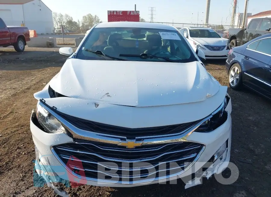 1G1ZD5ST9NF110512 Photo# 12