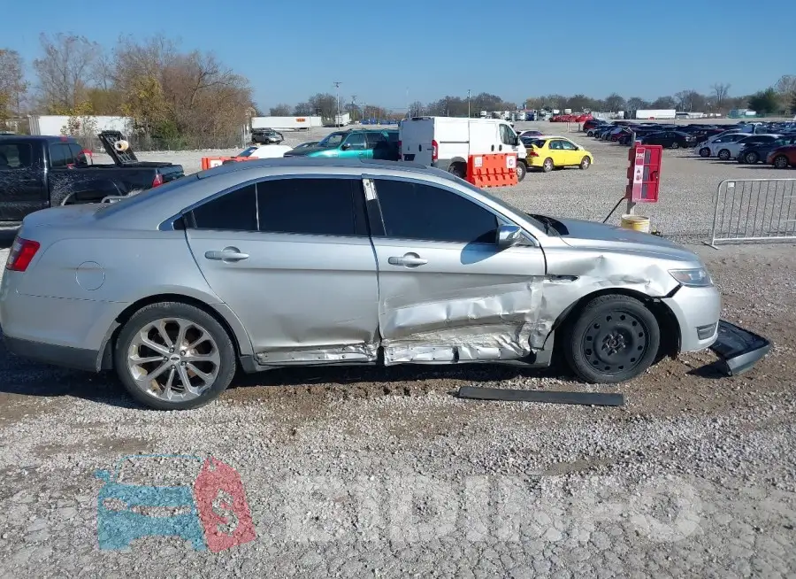 1FAHP2F86FG104022 Photo# 14