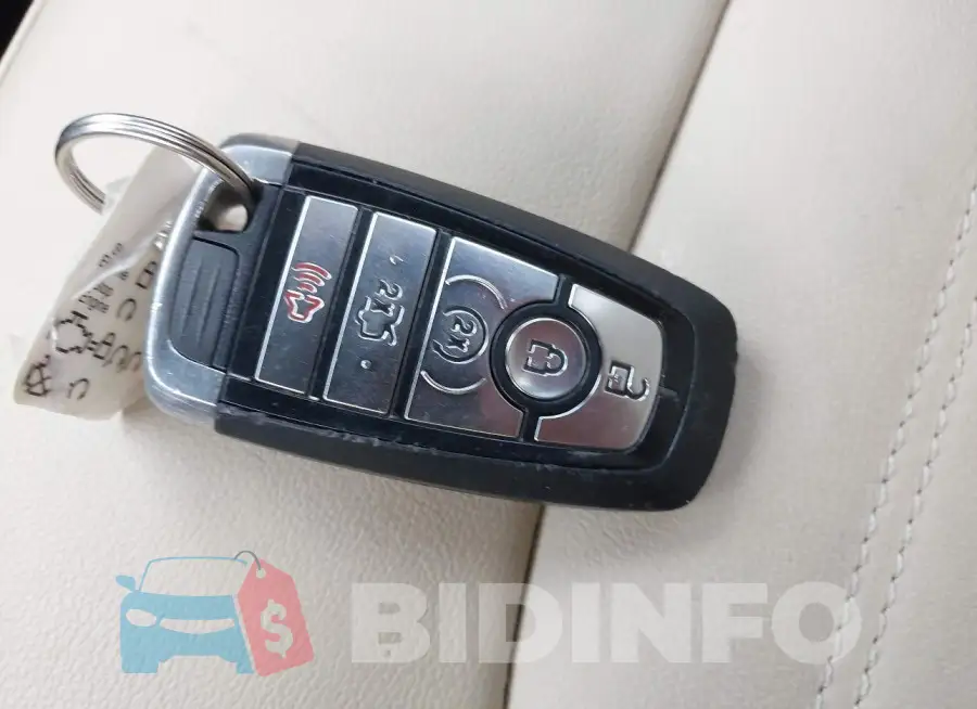 2FMPK4J93HBB18921 Photo# 11