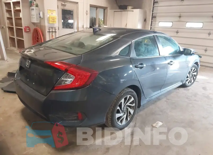 19XFC2F78HE069944 Photo# 4