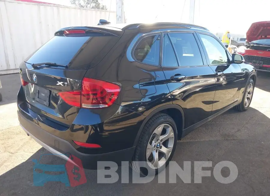 WBAVM1C59FV315380 Photo# 4
