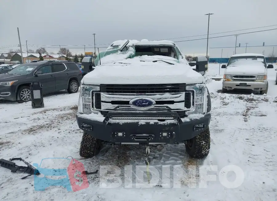 1FT7W2BT2HED52429 Photo# 12