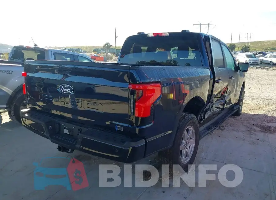 1FTVW3L72RWG23113 Photo# 4