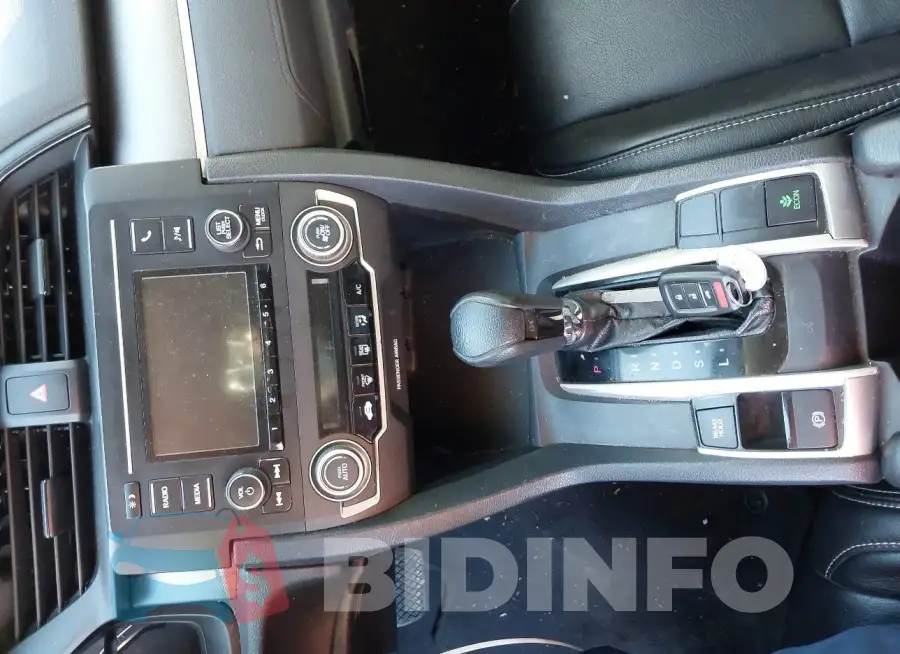 2HGFC2F50HH530574 Photo# 11