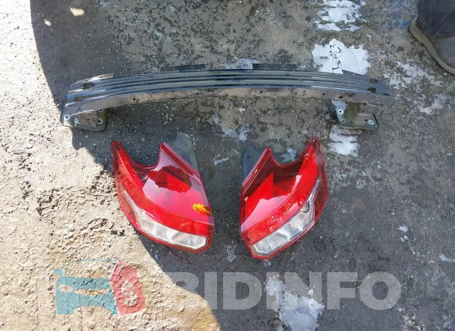 3N1CP5CU6JL537886 Photo# 12