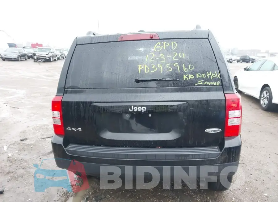 1C4NJRFB7FD395960 Photo# 16
