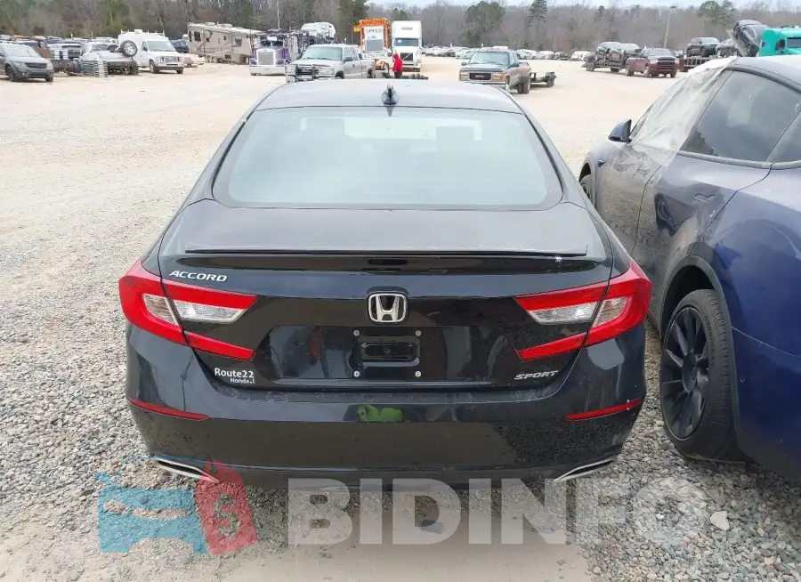 1HGCV1F38MA102346 Photo# 16