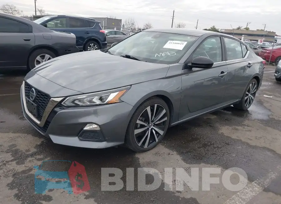 1N4BL4CV3LC125629 Photo# 2