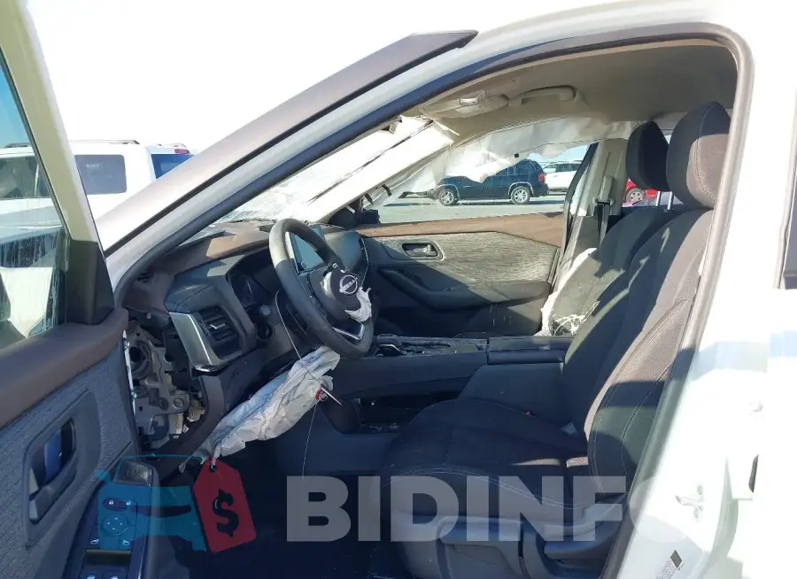 5N1BT3AA8PC811834 Photo# 5