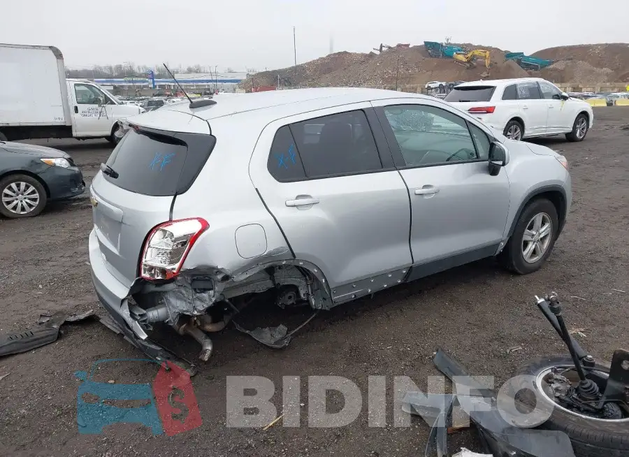 KL7CJNSM8NB545153 Photo# 4